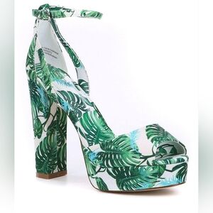 💖Aldo Olivarra Platform Sandals Size 7.5